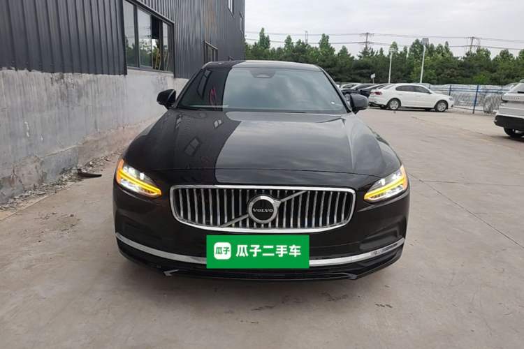 Used Volvo S90 2022 B5 Zhiyuan Luxury Edition Front
