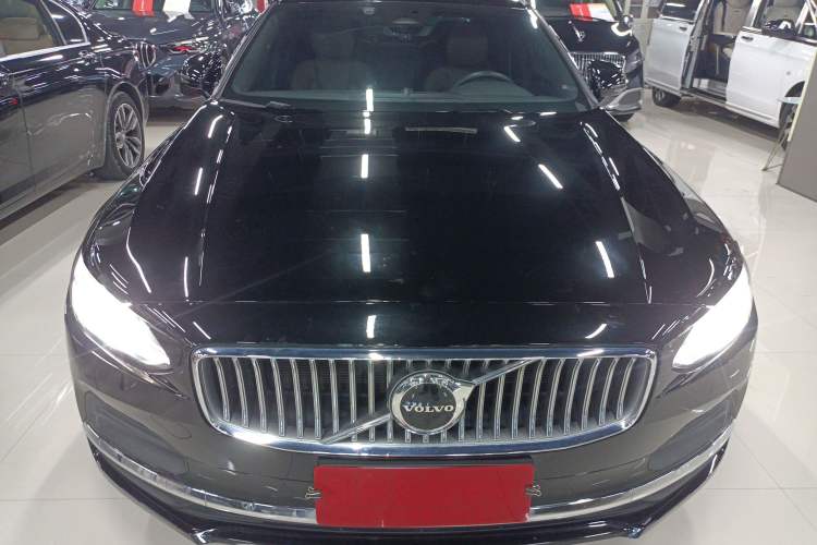 Used Volvo S90 2022 B5 Zhiyuan Luxury Edition Front