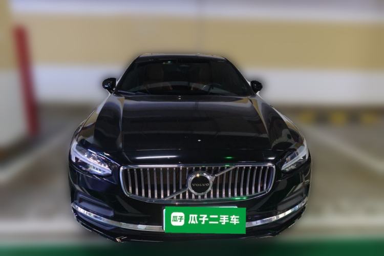Used Volvo S90 2022 B5 Zhiyuan Luxury Edition Front