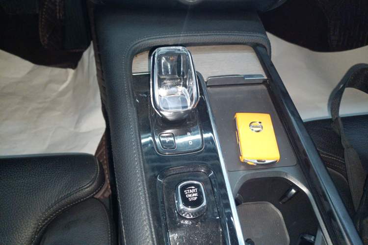 Used Volvo S90 2022 B5 Zhiyuan Luxury Edition Gear Lever