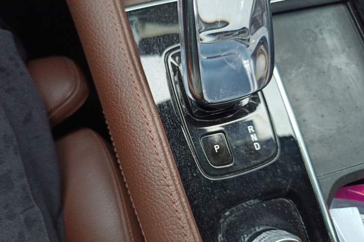 Used Volvo S90 2022 B5 Zhiyuan Luxury Edition Gear Lever