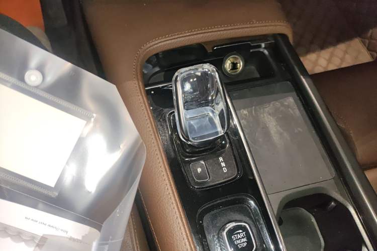 Used Volvo S90 2022 B5 Zhiyuan Luxury Edition Gear Lever