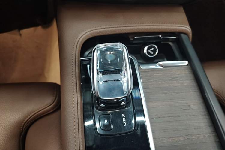 Used Volvo S90 2022 B5 Zhiyuan Luxury Edition Gear Lever
