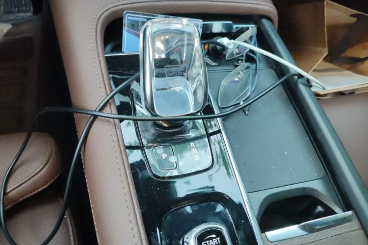Used Volvo S90 2022 B5 Zhiyuan Luxury Edition Gear Lever