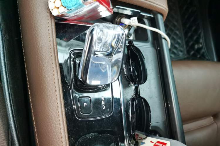 Used Volvo S90 2022 B5 Zhiyuan Luxury Edition Gear Lever
