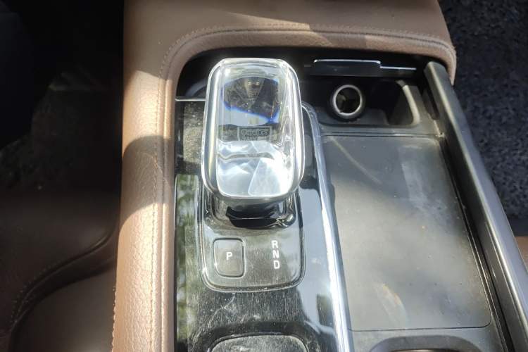 Used Volvo S90 2022 B5 Zhiyuan Luxury Edition Gear Lever