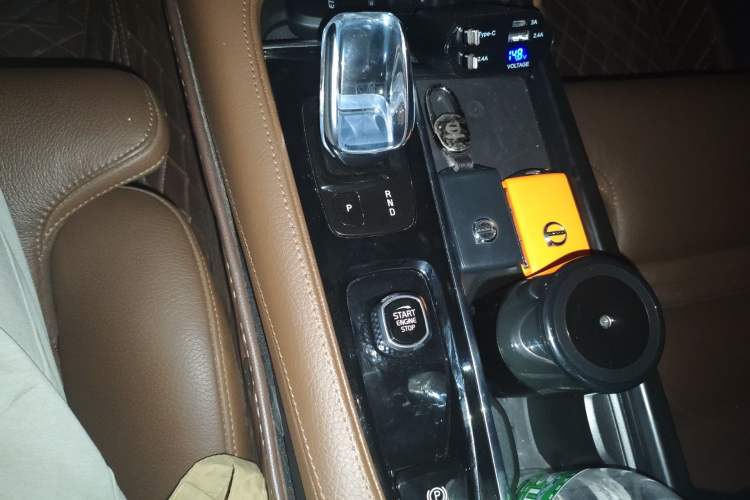 Used Volvo S90 2022 B5 Zhiyuan Luxury Edition Gear Lever