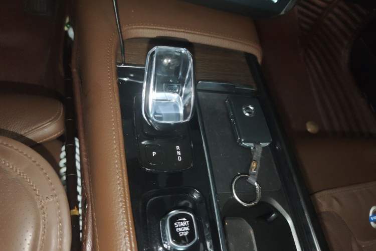 Used Volvo S90 2022 B5 Zhiyuan Luxury Edition Gear Lever
