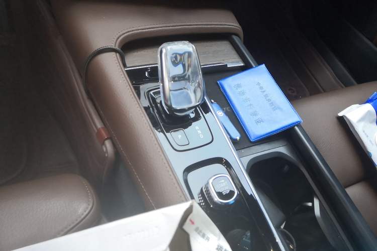Used Volvo S90 2022 B5 Zhiyuan Luxury Edition Gear Lever