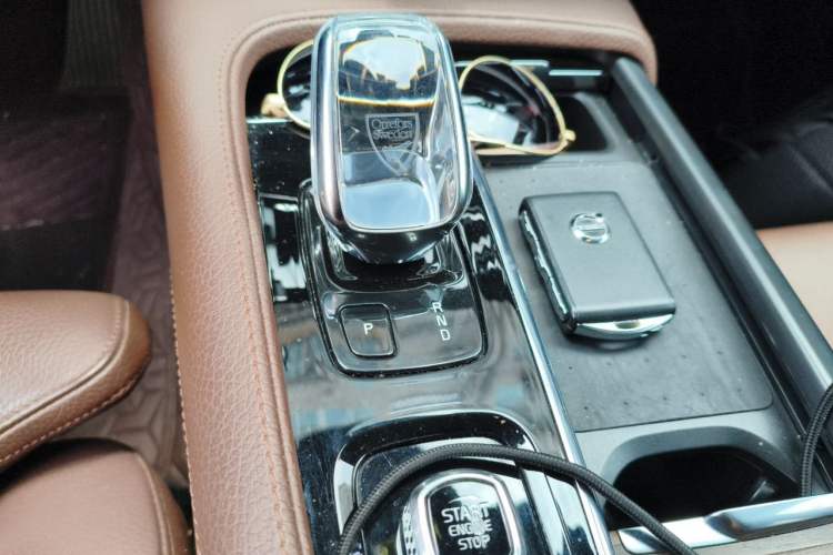 Used Volvo S90 2022 B5 Zhiyuan Luxury Edition Gear Lever