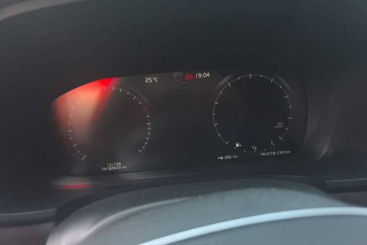 Used Volvo S90 2022 B5 Zhiyi Sport Edition Instrument Cluster