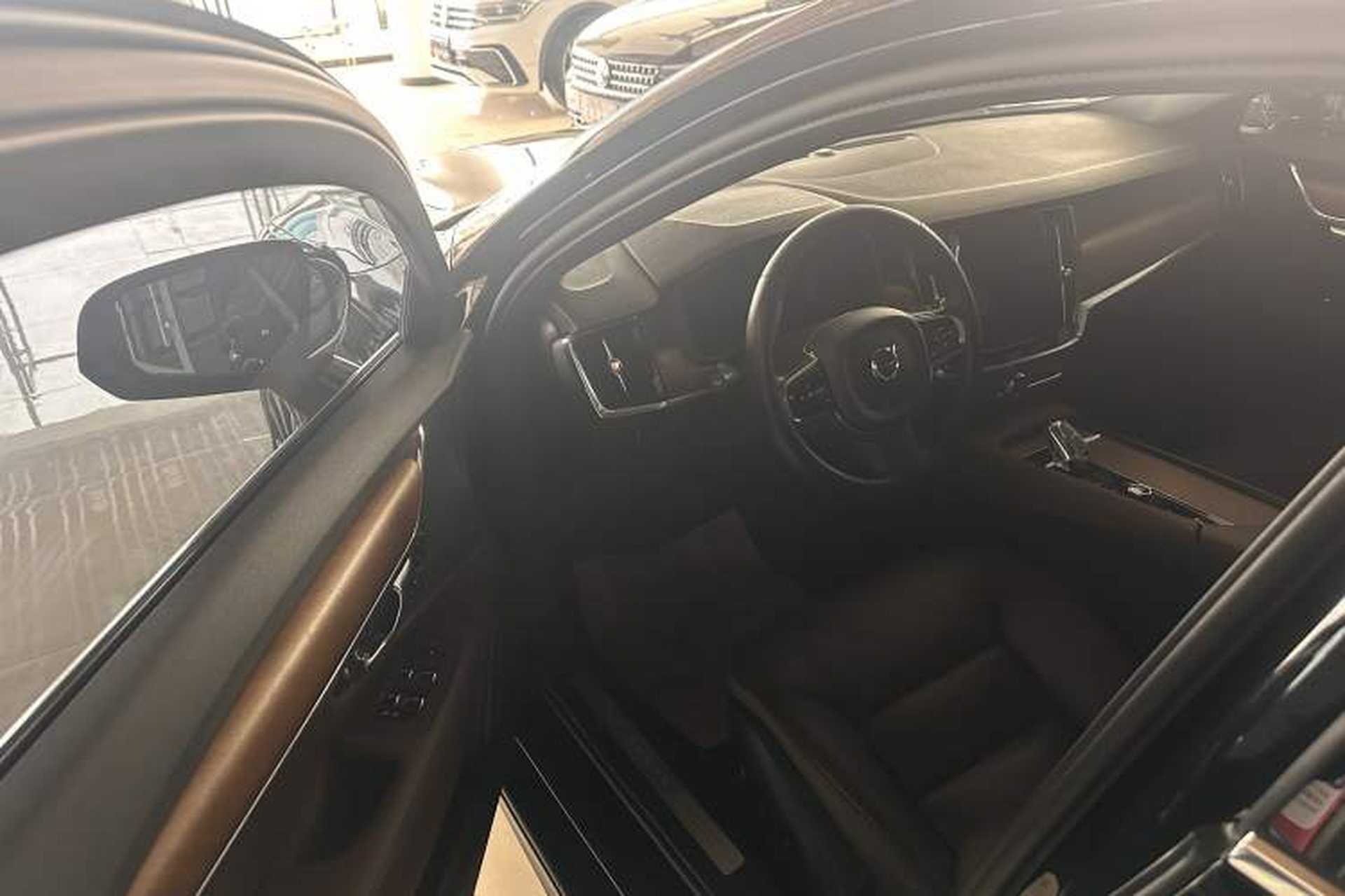 Used Volvo S90 2022 B5 Zhiyi Luxury Edition Interior 3