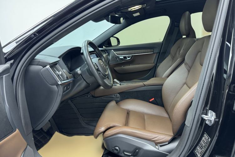 Used Volvo S90 2022 B5 Zhiyuan Luxury Edition Interior 4