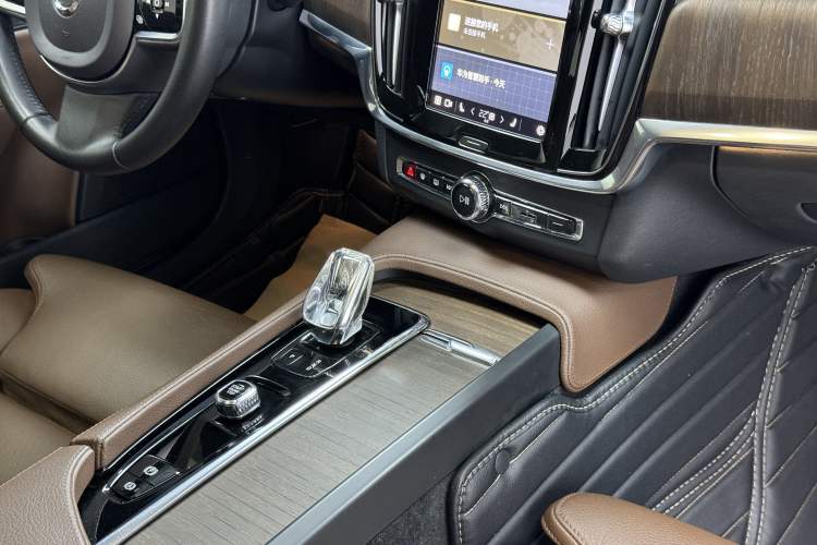 Used Volvo S90 2022 B5 Zhiyuan Luxury Edition Interior 7