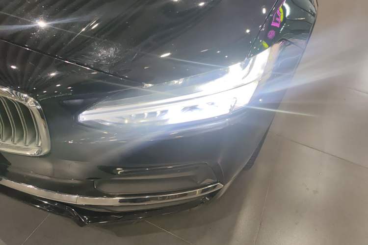 Used Volvo S90 2022 B5 Zhiyuan Luxury Edition Left Front Headlight