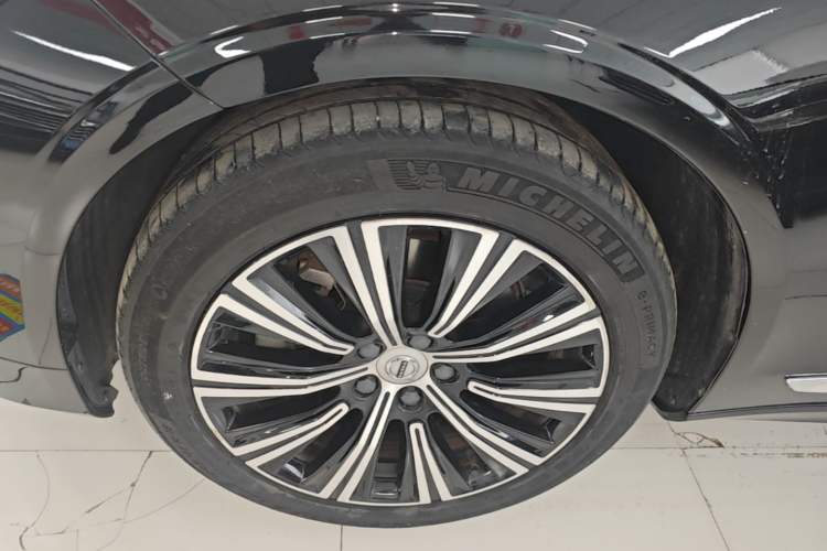 Used Volvo S90 2022 B5 Zhiyi Luxury Edition Left Front Wheel Hub