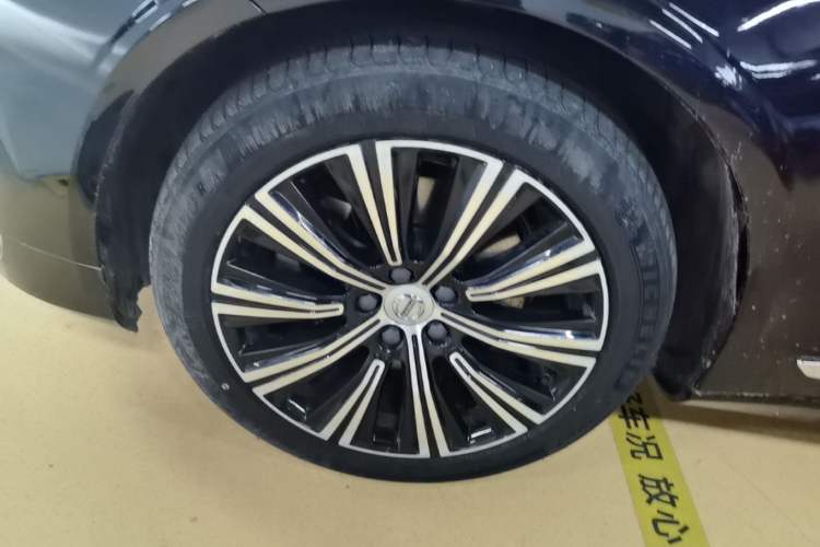 Used Volvo S90 2022 B5 Zhiyi Luxury Edition Left Front Wheel Hub