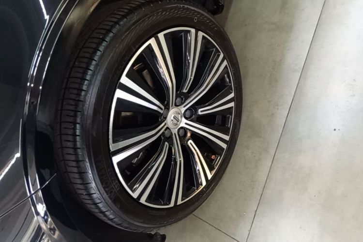 Used Volvo S90 2022 B5 Zhiyuan Luxury Edition Left Front Wheel Hub