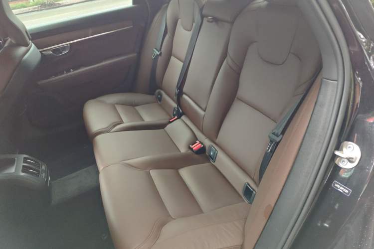 Used Volvo S90 2022 B5 Zhiyi Luxury Edition Left Rear Seat