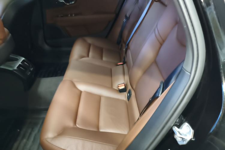 Used Volvo S90 2022 B5 Zhiyi Luxury Edition Left Rear Seat