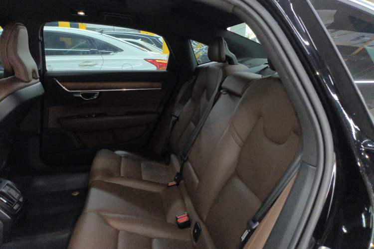 Used Volvo S90 2022 B5 Zhiyi Luxury Edition Left Rear Seat