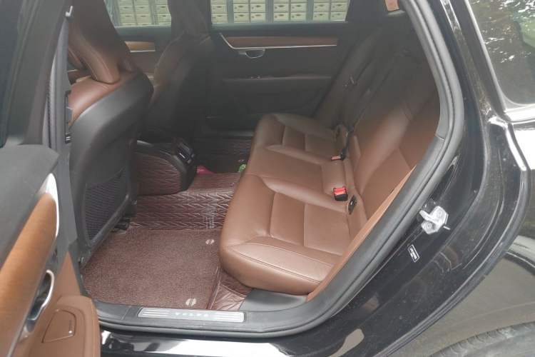 Used Volvo S90 2022 B5 Zhiyi Luxury Edition Left Rear Seat