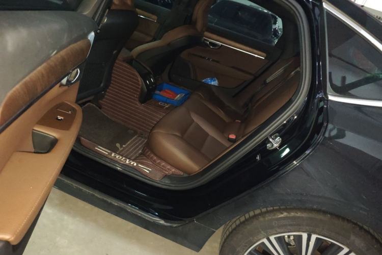 Used Volvo S90 2022 B5 Zhiyi Luxury Edition Left Rear Seat