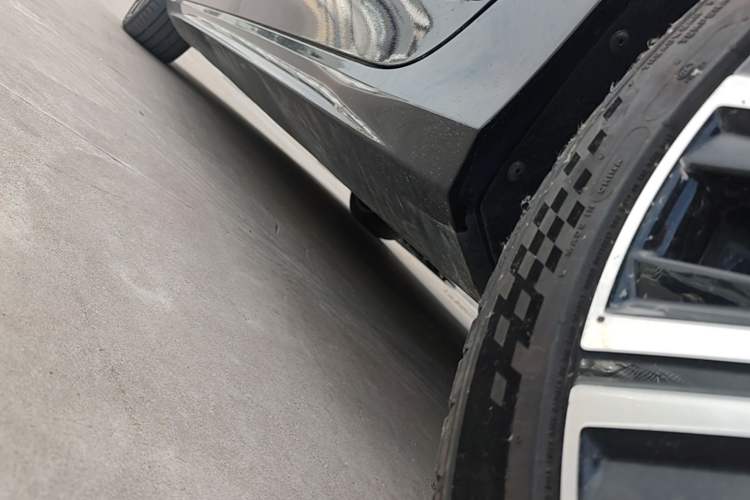 Used Volvo S90 2022 B5 Zhiyuan Luxury Edition Left Side Sill