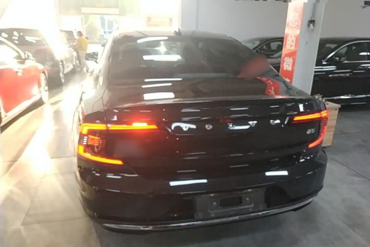 Used Volvo S90 2022 B5 Zhiyuan Luxury Edition Rear