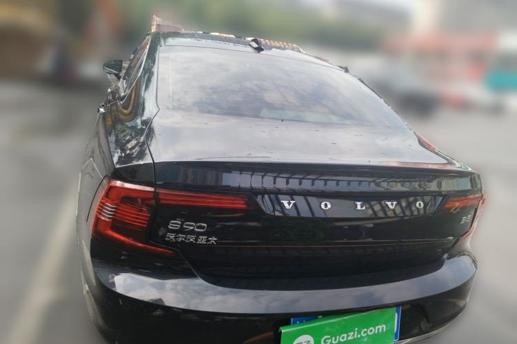 Used Volvo S90 2022 B5 Zhiyuan Luxury Edition Rear