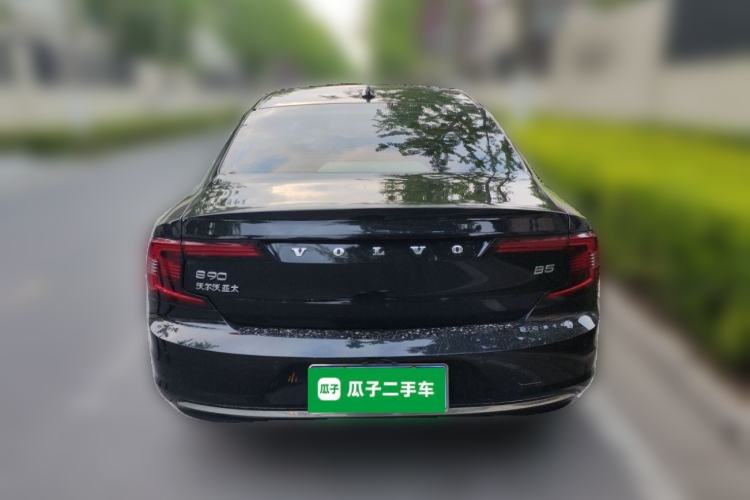 Used Volvo S90 2022 B5 Zhiyuan Luxury Edition Rear