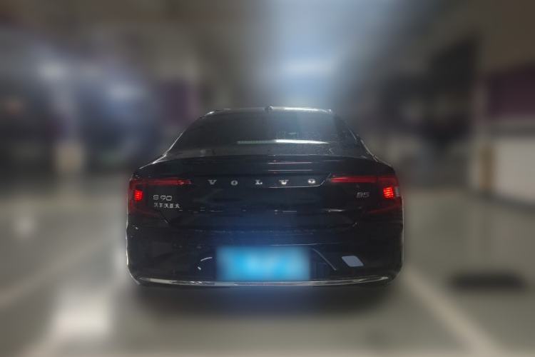 Used Volvo S90 2022 B5 Zhiyuan Luxury Edition Rear