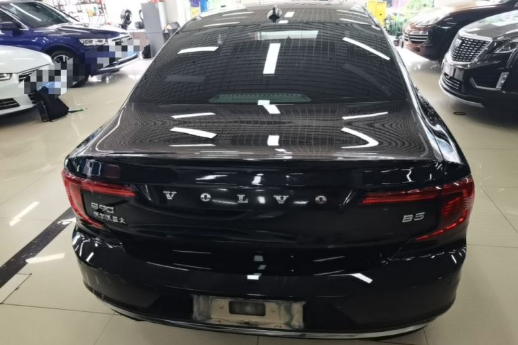 Used Volvo S90 2022 B5 Zhiyuan Luxury Edition Rear