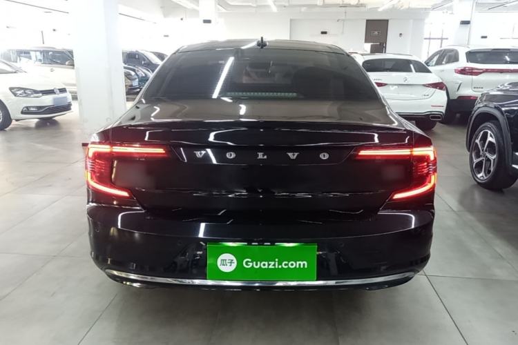 Used Volvo S90 2022 B5 Zhiyuan Luxury Edition Rear