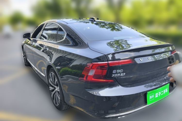 Used Volvo S90 2022 B5 Zhiya Luxury Edition Rear Left 45 Deg