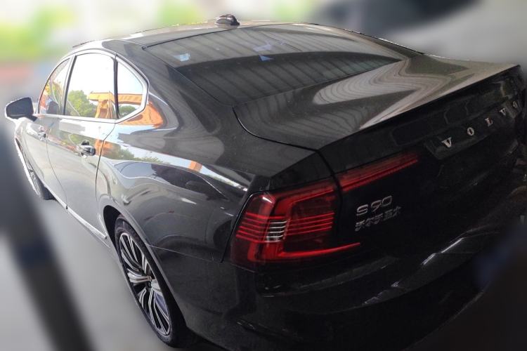 Used Volvo S90 2022 B5 Zhiyi Luxury Edition Rear Left 45 Deg