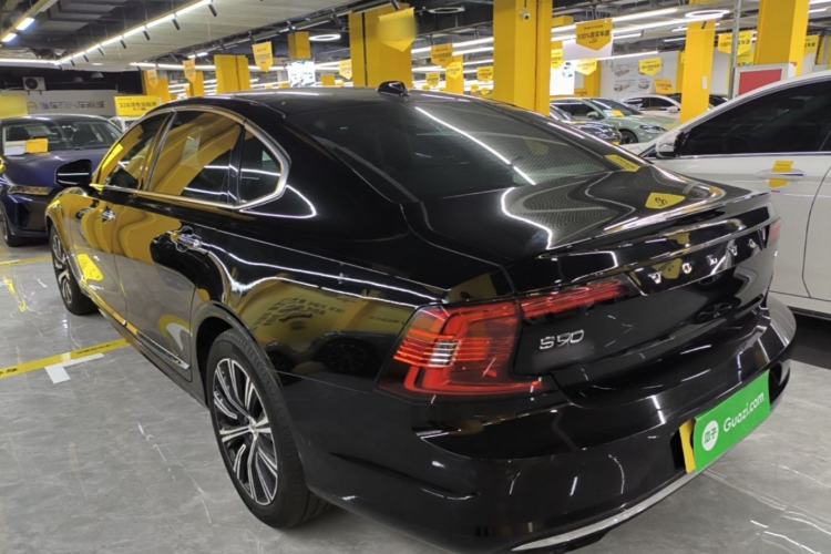 Used Volvo S90 2022 B5 Zhiyi Luxury Edition Rear Left 45 Deg