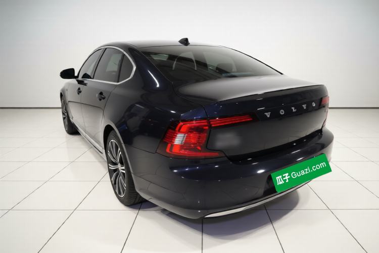 Used Volvo S90 2022 B5 Zhiyi Luxury Edition Rear Left 45 Deg