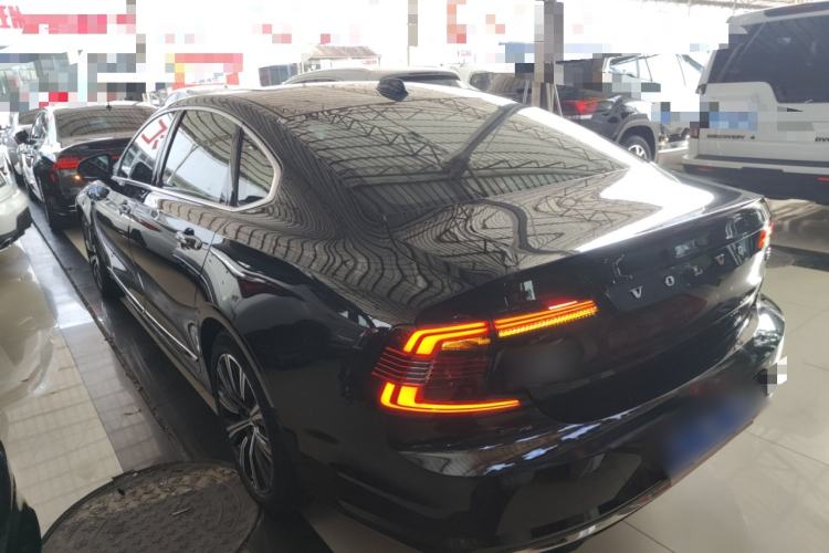 Used Volvo S90 2022 B5 Zhiyi Luxury Edition Rear Left 45 Deg