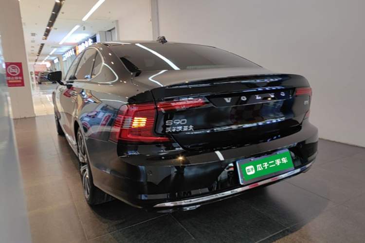 Used Volvo S90 2022 B5 Zhiyuan Luxury Edition Rear Left 45 Deg