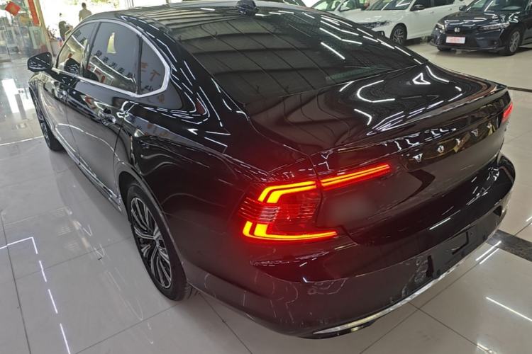 Used Volvo S90 2022 B5 Zhiyi Luxury Edition Rear Left 45 Deg