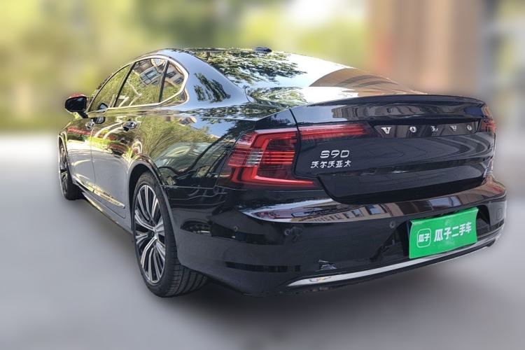 Used Volvo S90 2022 B5 Zhiya Luxury Edition Rear Left 45 Deg