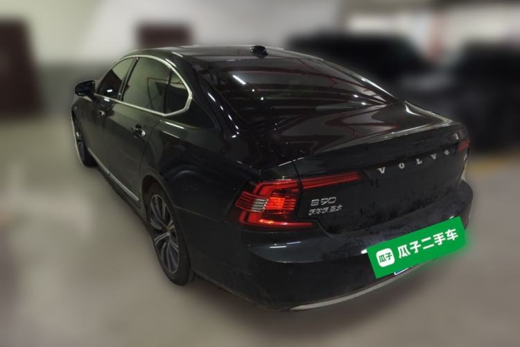 Used Volvo S90 2022 B5 Zhiyi Luxury Edition Rear Left 45 Deg
