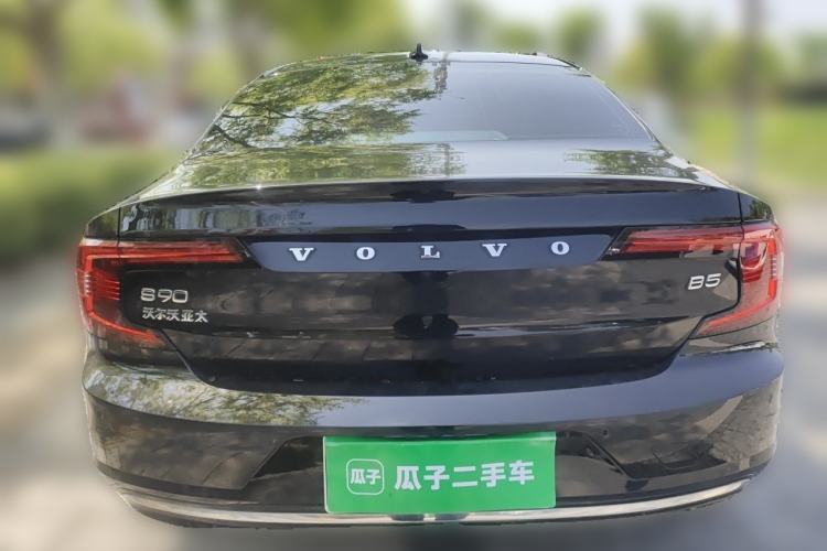 Used Volvo S90 2022 B5 Zhiyuan Luxury Edition Rear