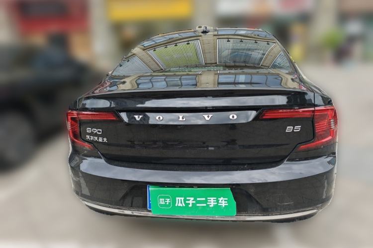 Used Volvo S90 2022 B5 Zhiyuan Luxury Edition Rear
