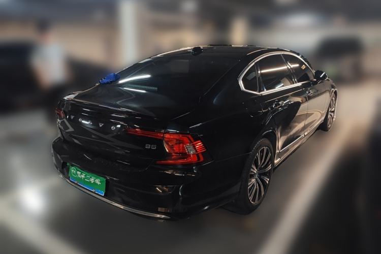 Used Volvo S90 2022 B5 Zhiyuan Luxury Edition Rear Right 45 Deg