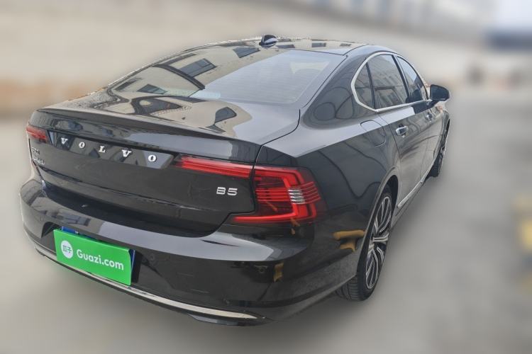 Used Volvo S90 2022 B5 Zhiyuan Luxury Edition Rear Right 45 Deg
