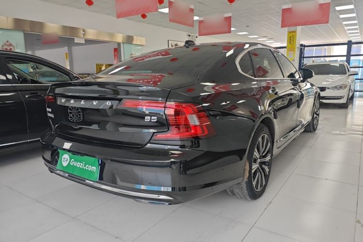 Used Volvo S90 2022 B5 Zhiyi Luxury Edition Rear Right 45 Deg