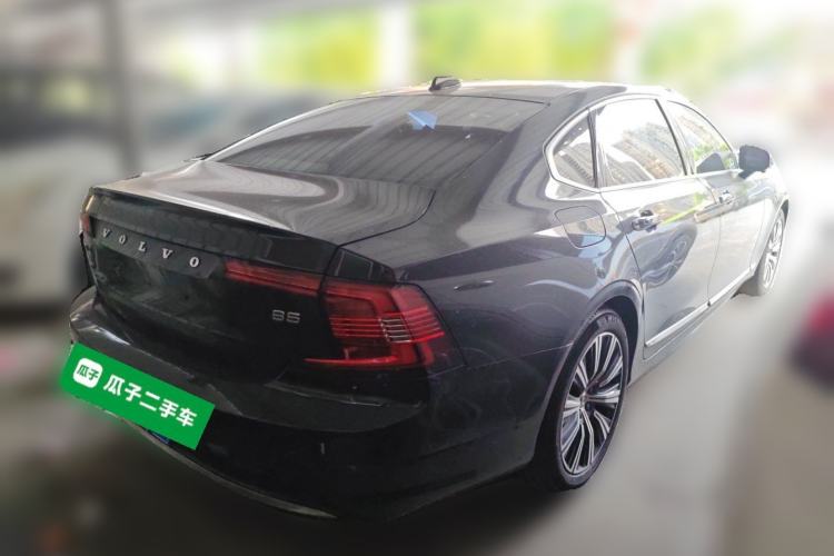 Used Volvo S90 2022 B5 Zhiyi Luxury Edition Rear Right 45 Deg