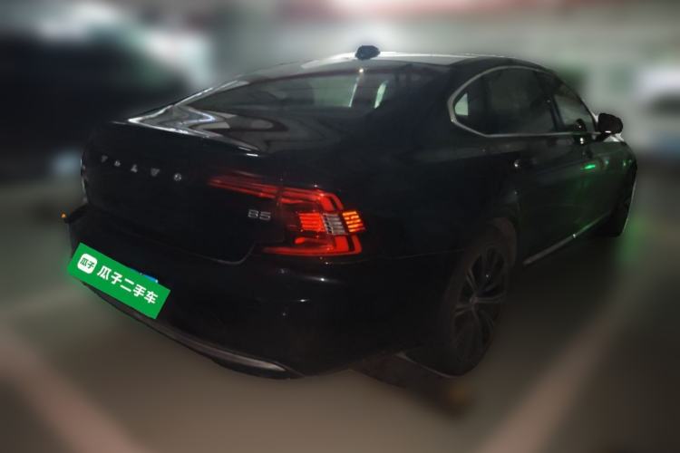 Used Volvo S90 2022 B5 Zhiyuan Luxury Edition Rear Right 45 Deg